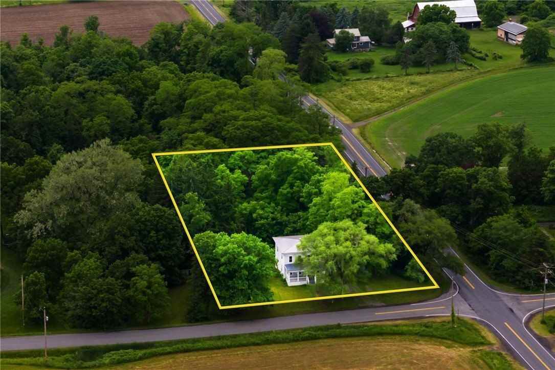 426 Davis Rd - Photo 5 of 15