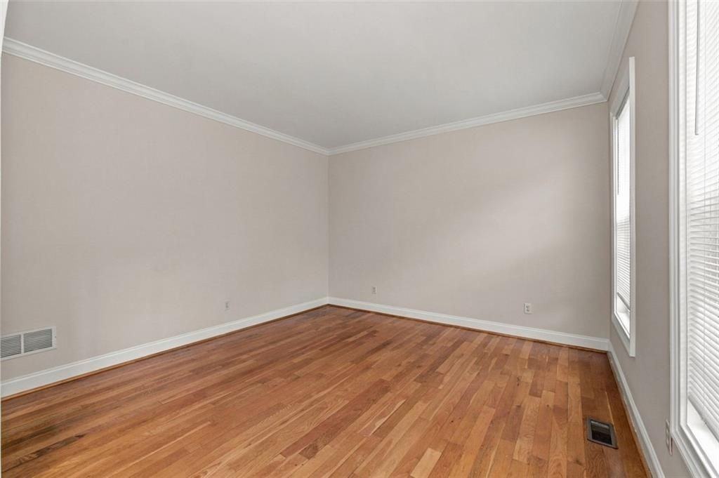6031 Burnt Hickory Trl - Photo 7 of 50