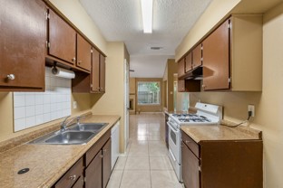 10722 Highland Woods Dr - Photo 1 of 1