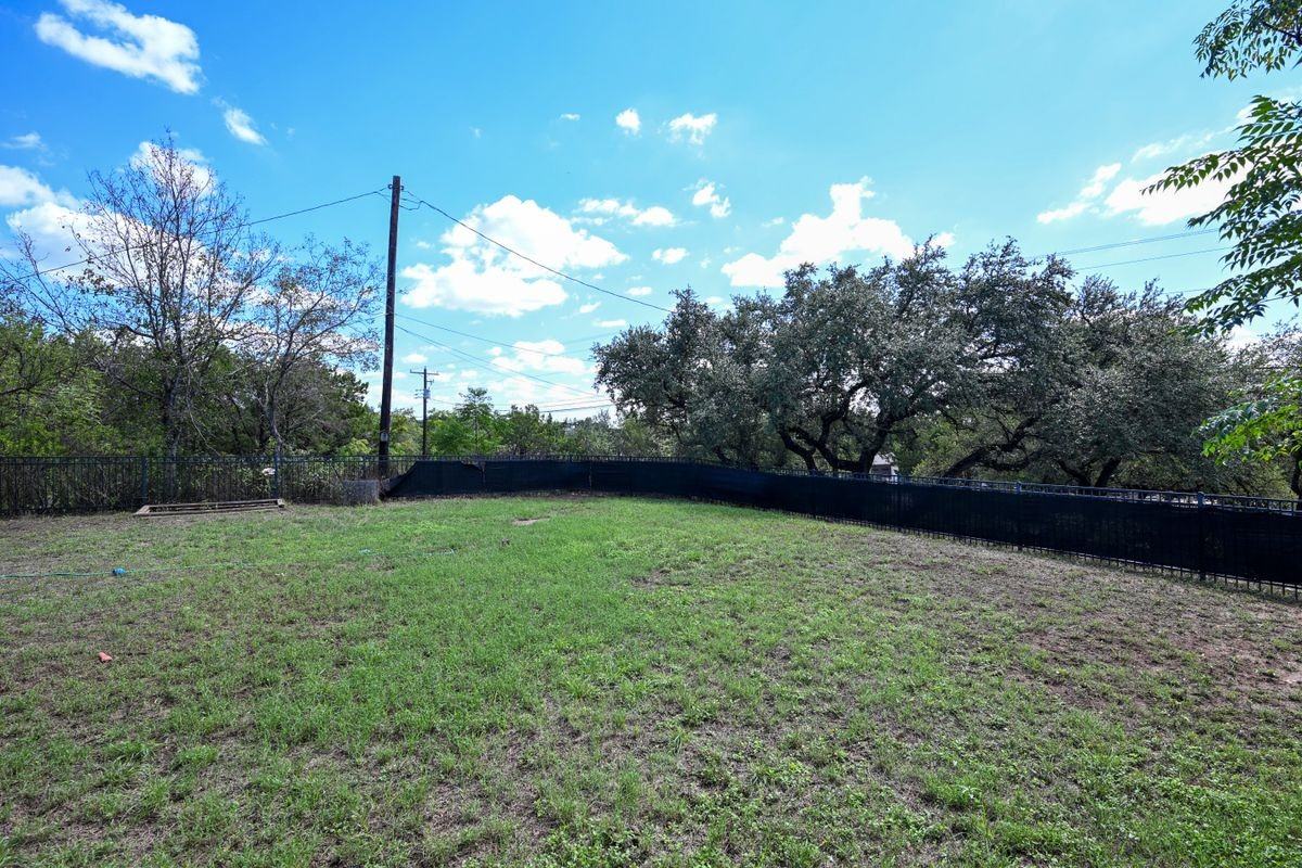 4815 Eck Ln - Photo 3 of 3