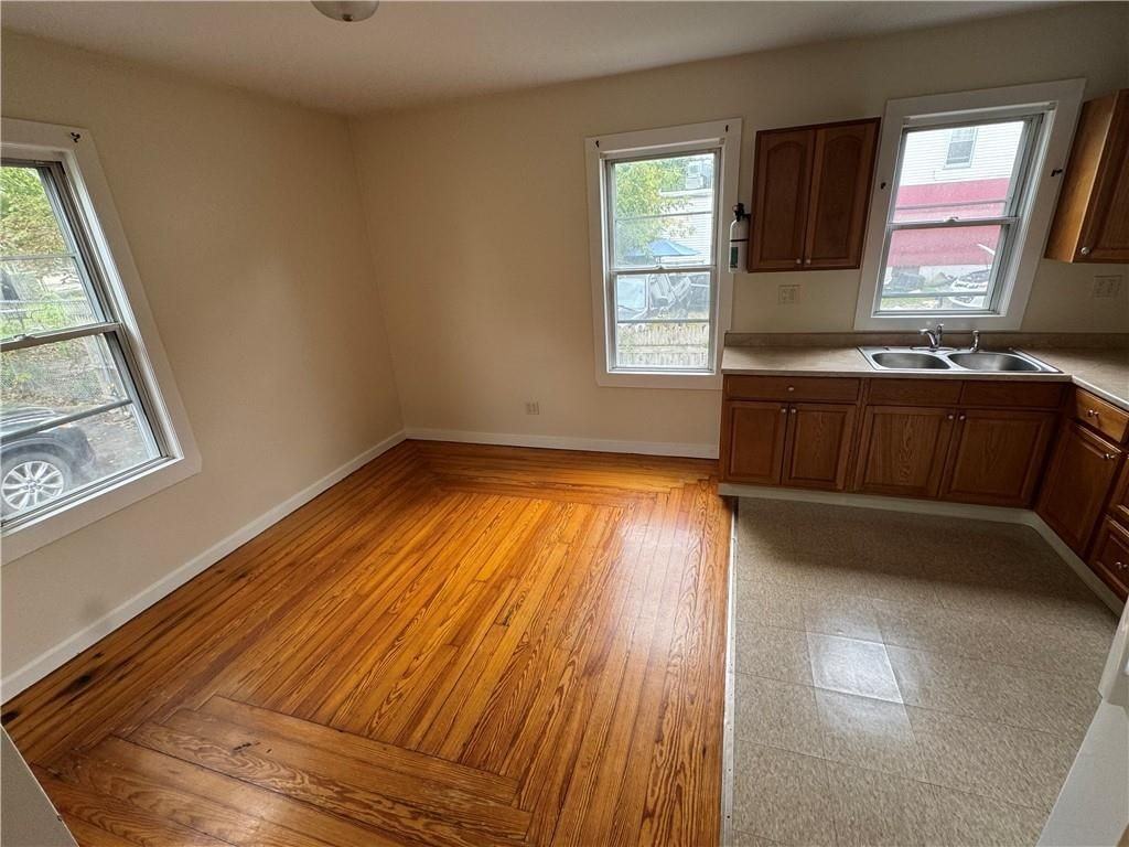 690 Elm Street Street, 1R ##1r - Photo 4 of 10