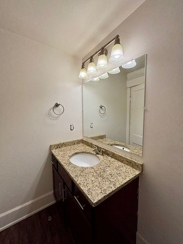 90 Laverack Ave ##03 - Photo 7 of 13