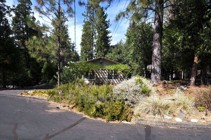 20020 Bluebell Ct - Photo 2 of 50