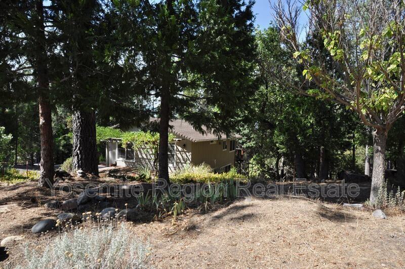 20020 Bluebell Ct - Photo 3 of 50