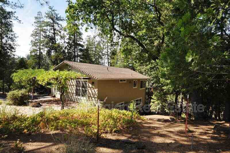 20020 Bluebell Ct - Photo 4 of 50