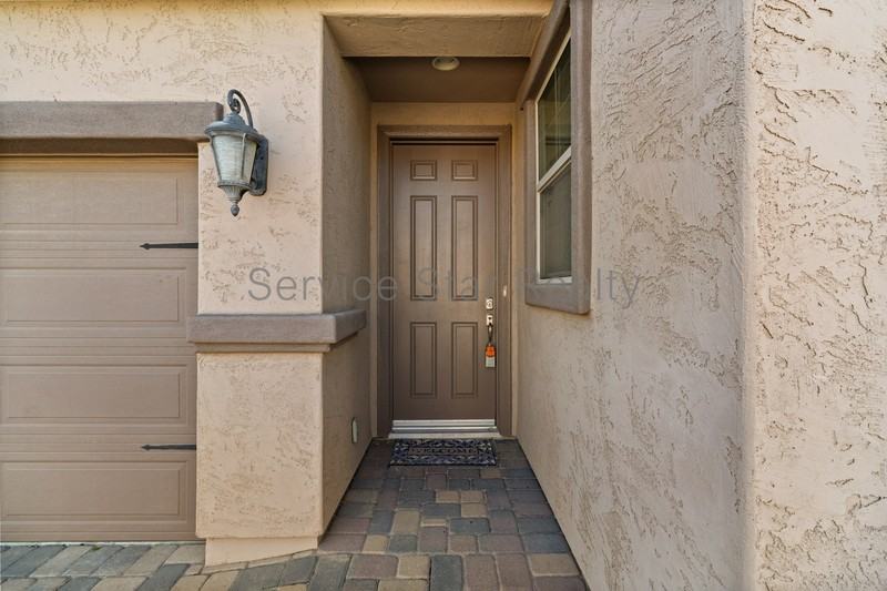 3455 E Indigo St - Photo 3 of 29