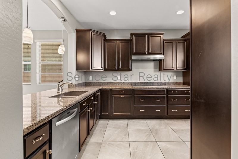 3455 E Indigo St - Photo 5 of 29