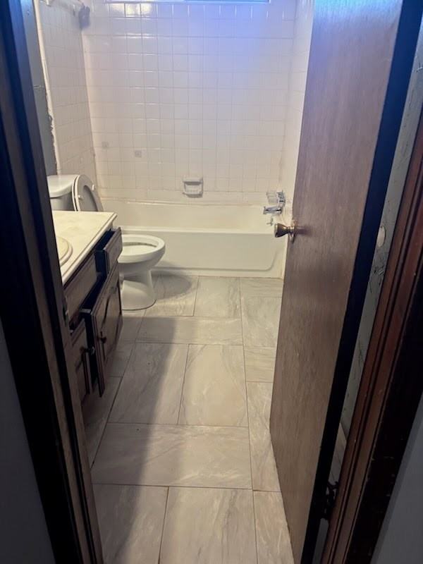 3013 Southeast 56th Street - Photo 2 of 25
