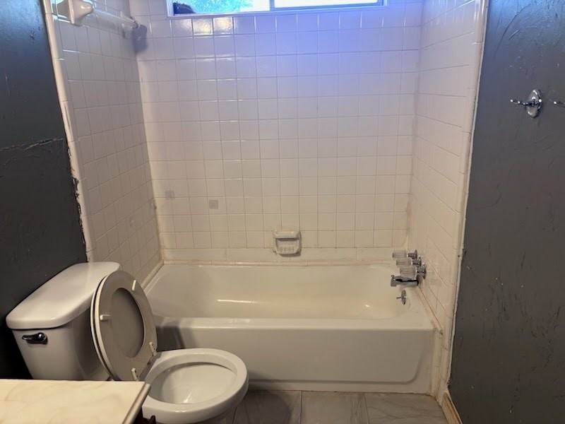 3013 Southeast 56th Street - Photo 3 of 25