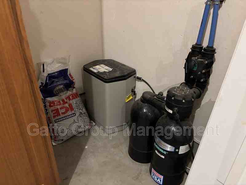 15032 Woodsong Dr - Photo 6 of 23
