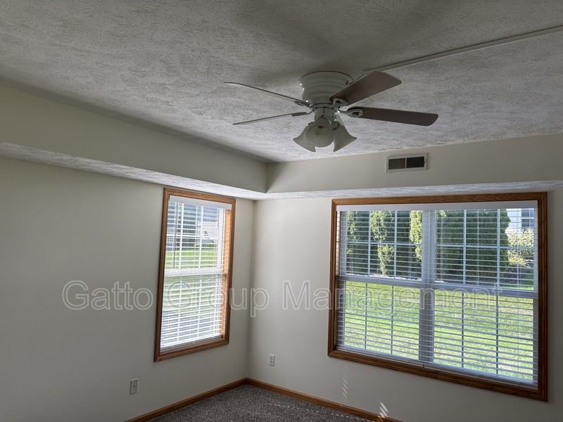 15032 Woodsong Dr - Photo 7 of 23