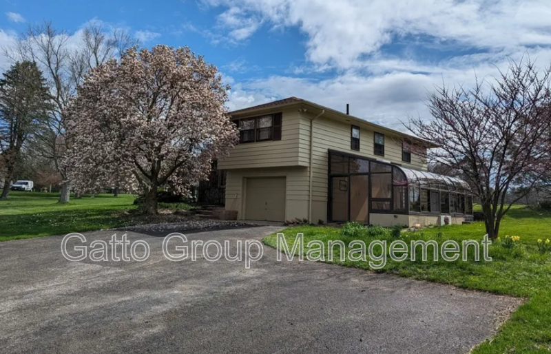 13609 Old State Rd