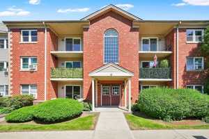featured image of 16 Maple Crest Cir #J