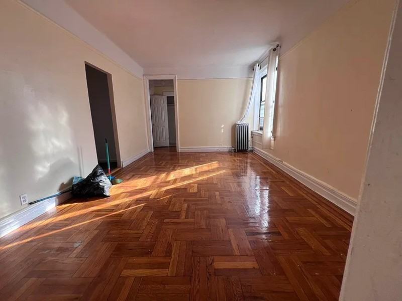 4 Bogardus Pl #5A - Photo 2 of 8