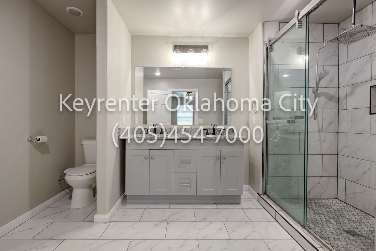 715 Se 18th St - Photo 5 of 43