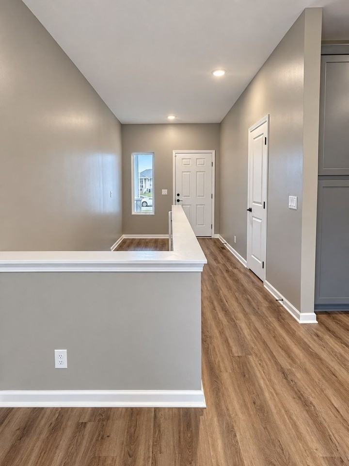 8128 S 178th St - Photo 4 of 41