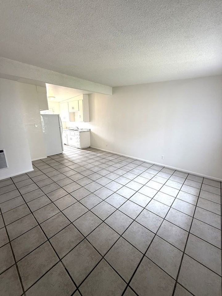 4522 11th St #4526A - Photo 2 of 7