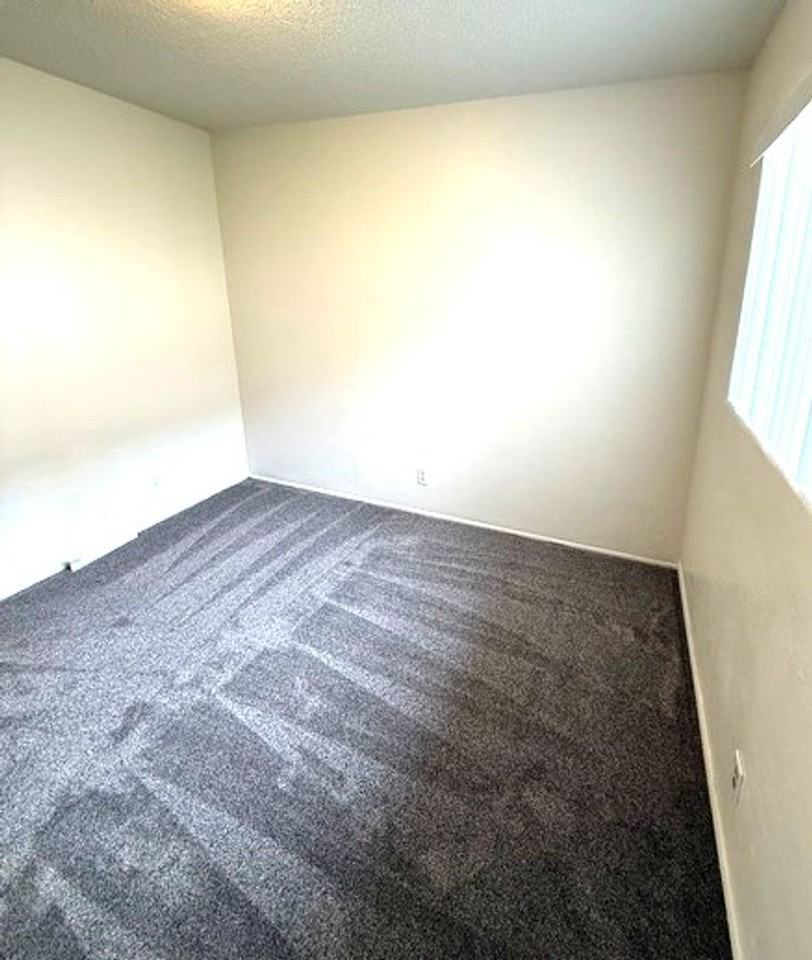 4522 11th St #4526A - Photo 5 of 7