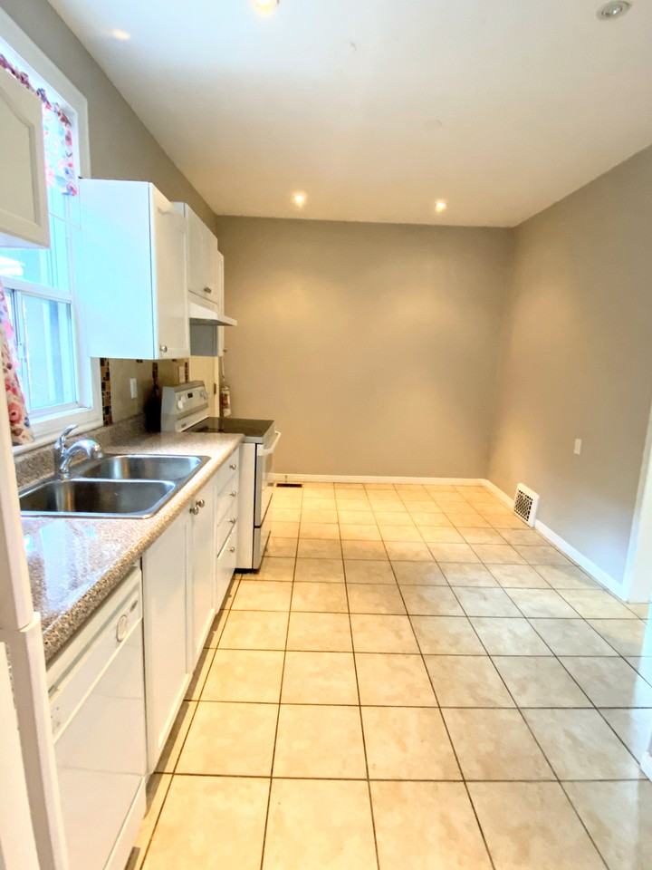 599 Wilson Street #1 - Photo 3 of 9