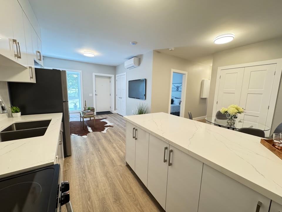 199 Pine Street #2 - Photo 4 of 25