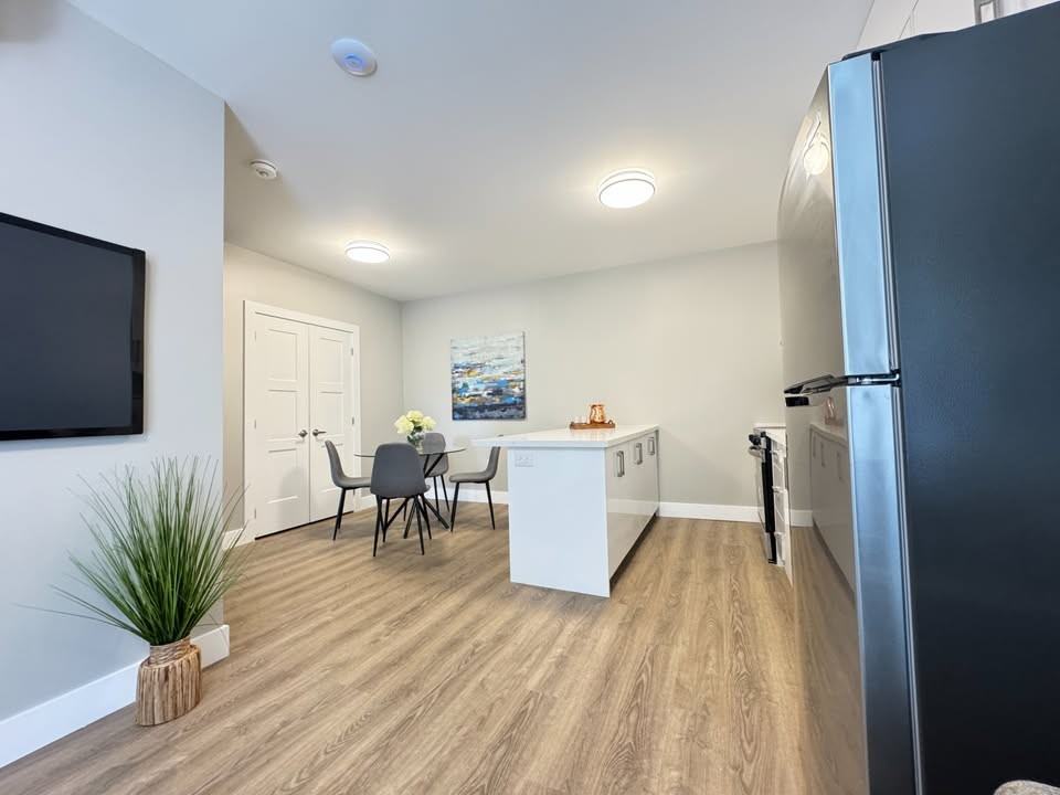 199 Pine Street #2 - Photo 6 of 25