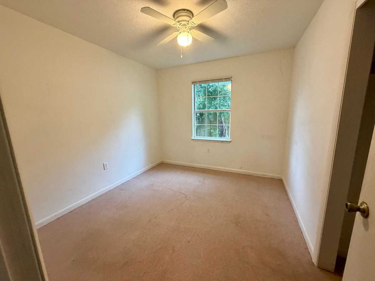 219 N Gray Ave - Photo 5 of 8