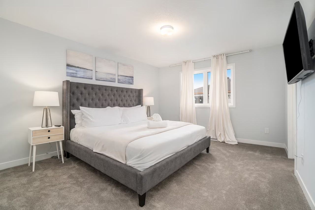 231 Billrian Crescent - Photo 6 of 16