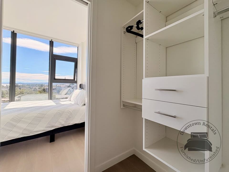 899 Esquimalt Road - Photo 5 of 22