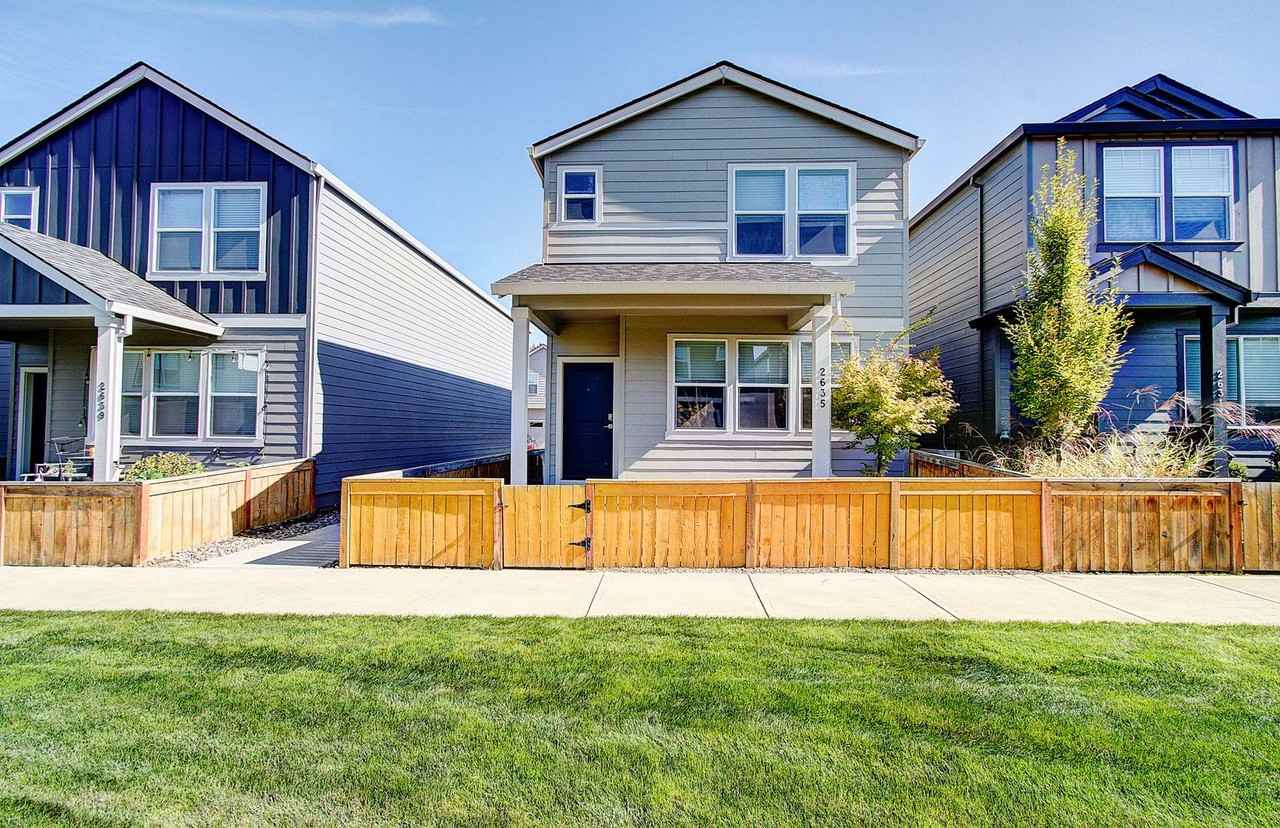 2635 Ne 116th Pl - Photo 3 of 32