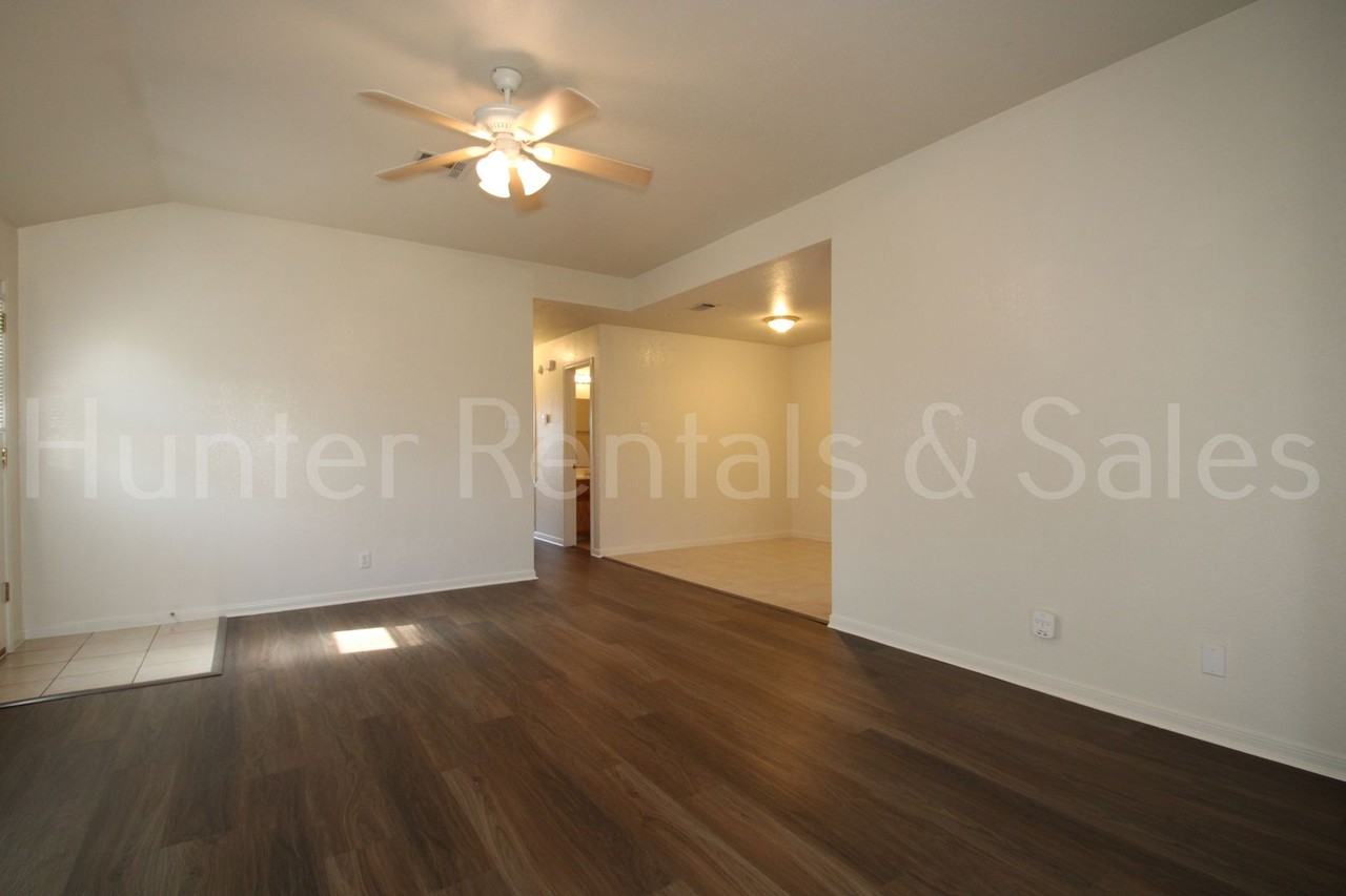 2604A Lucille Dr - Photo 6 of 21