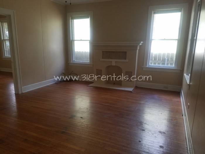 654 Columbia St - Photo 2 of 9