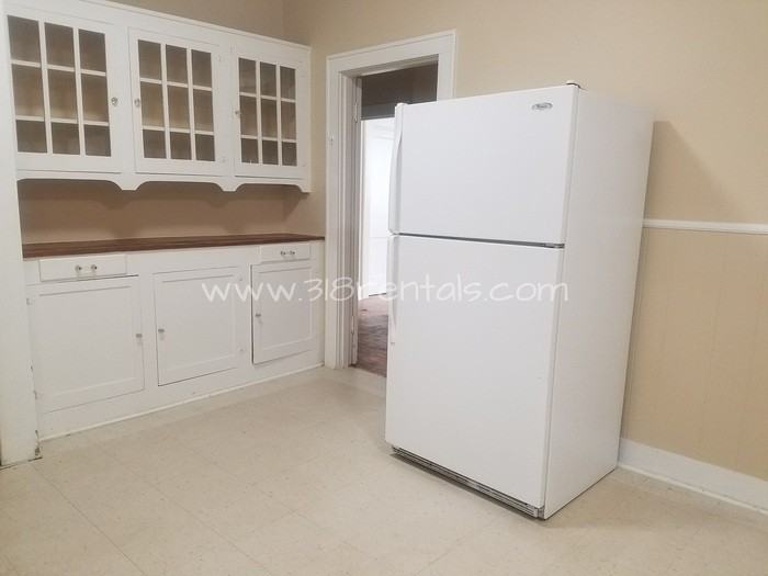 654 Columbia St - Photo 4 of 9