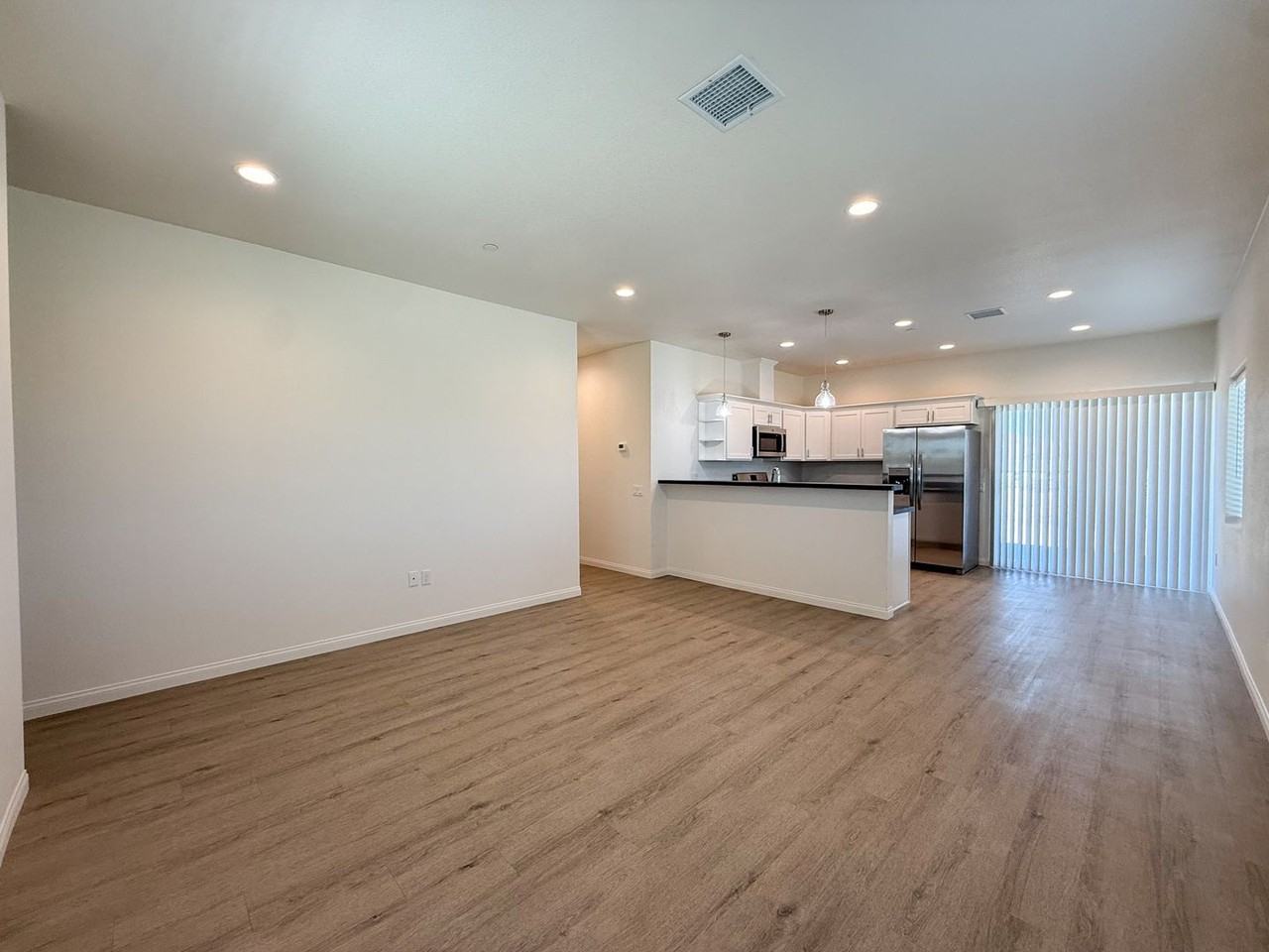 6954 Elm Ave - Photo 2 of 15