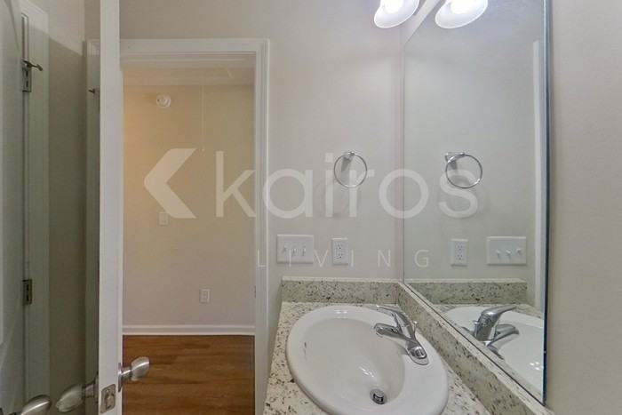 810 Heather Dr - Photo 7 of 22
