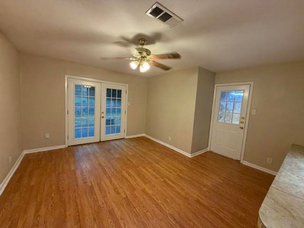 712 Fairway Rd - Photo 4 of 13