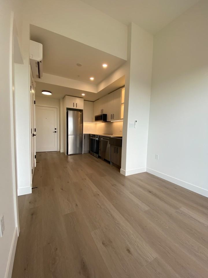 10405 147 Street #614 - Photo 2 of 11