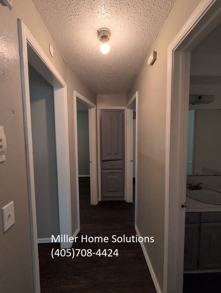 5200 Brookdale St - Photo 4 of 13