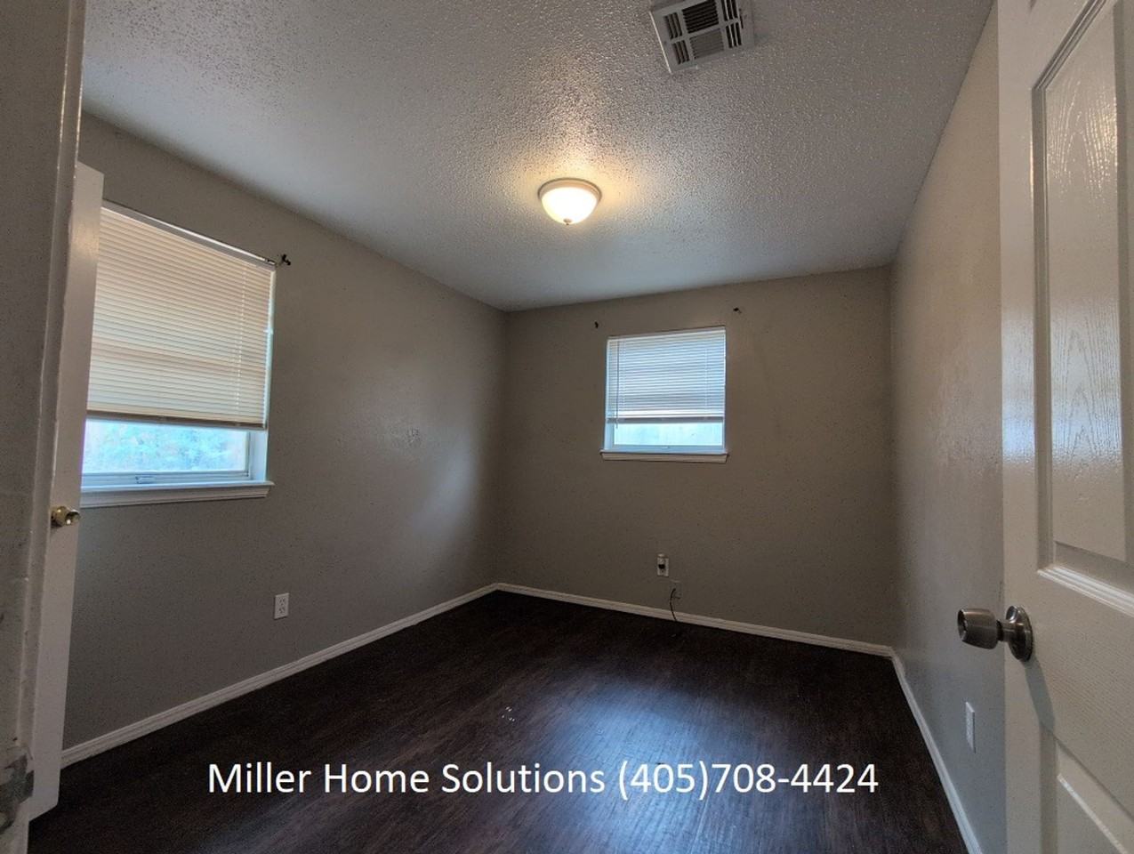 5200 Brookdale St - Photo 7 of 13