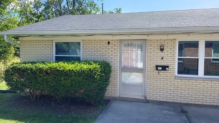 532 Thoma Pl #D - Photo 3 of 23