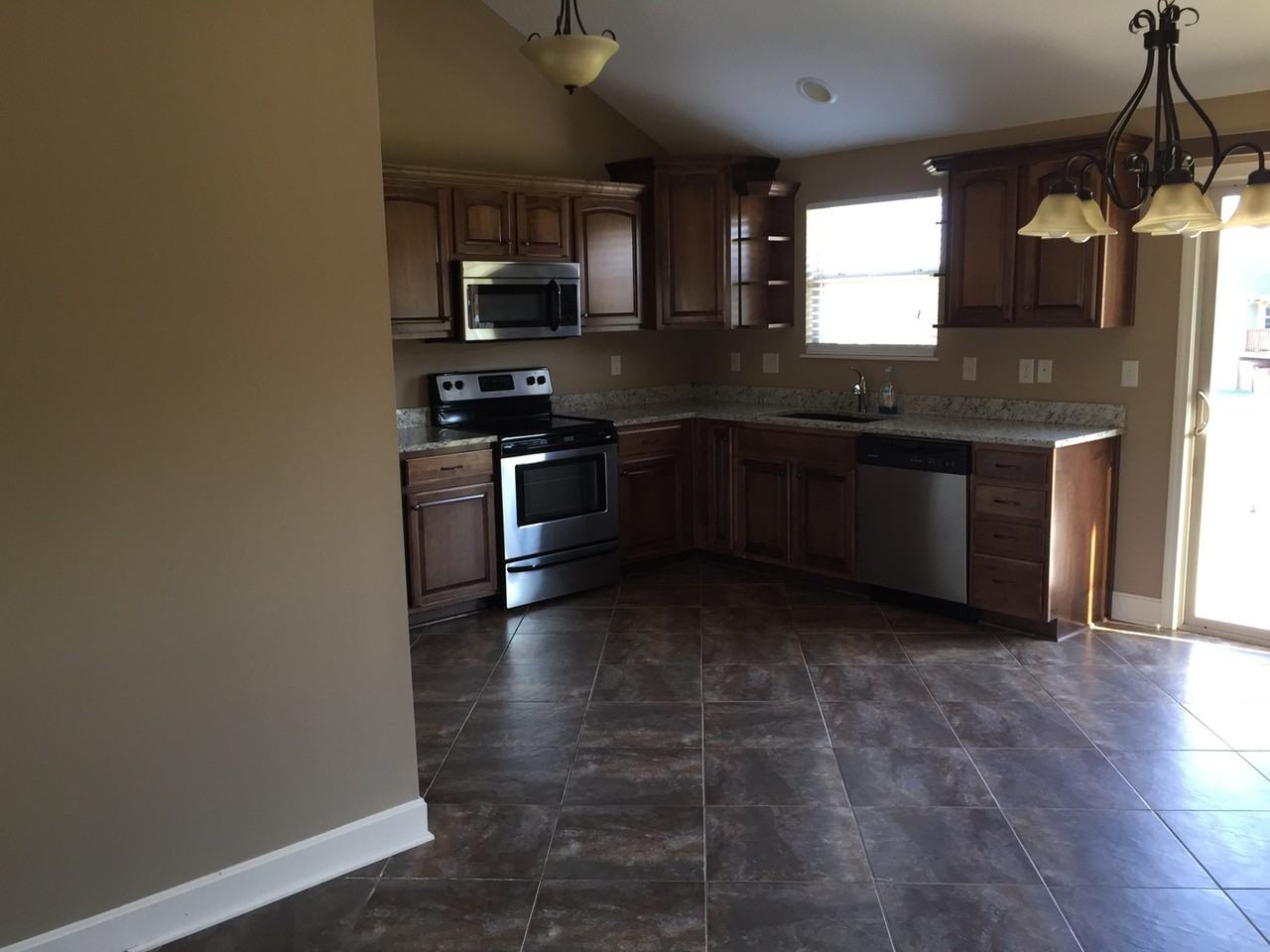 15750 Nw Morgan St - Photo 2 of 16