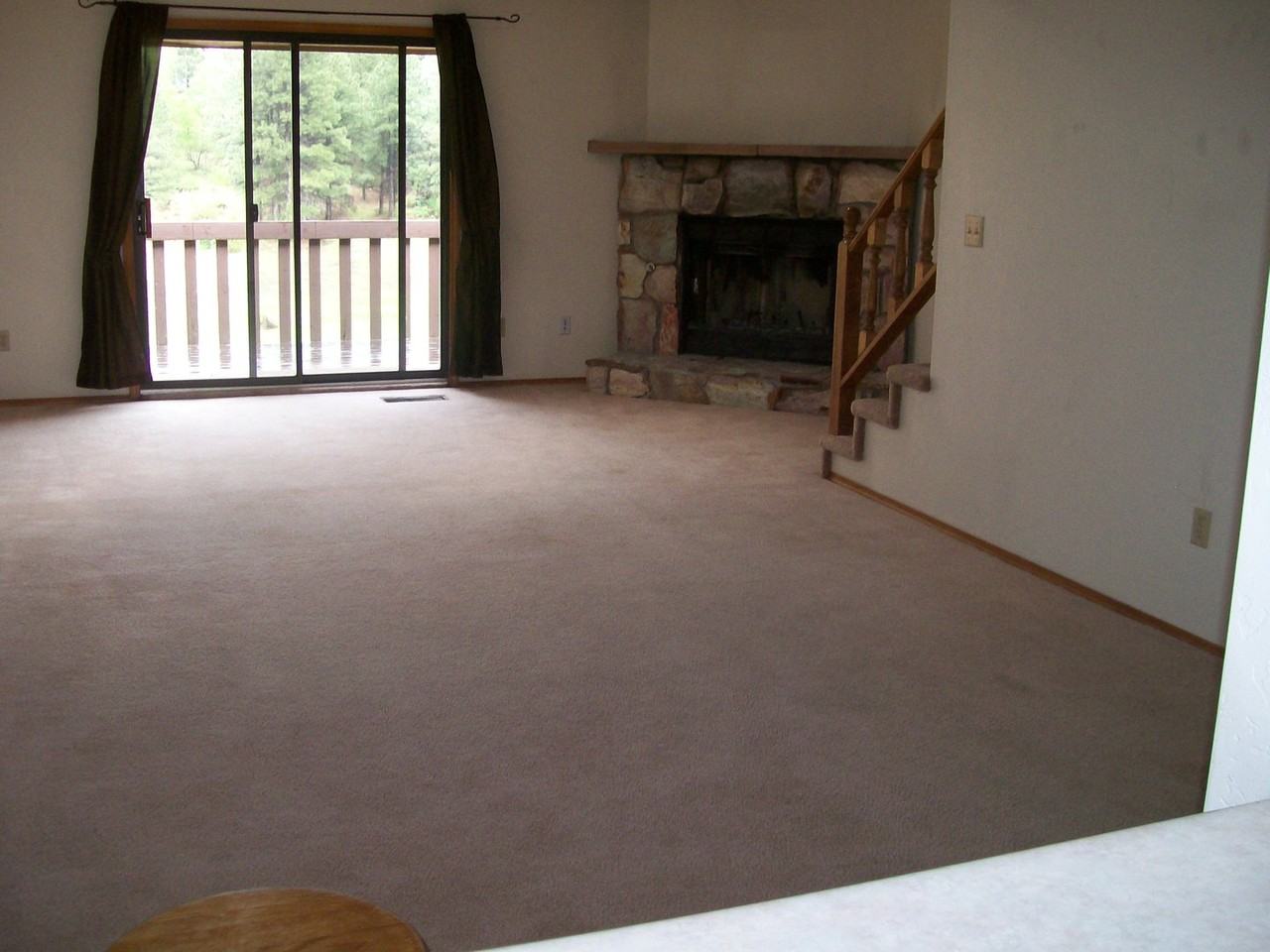 2446 N Earle Dr - Photo 7 of 9