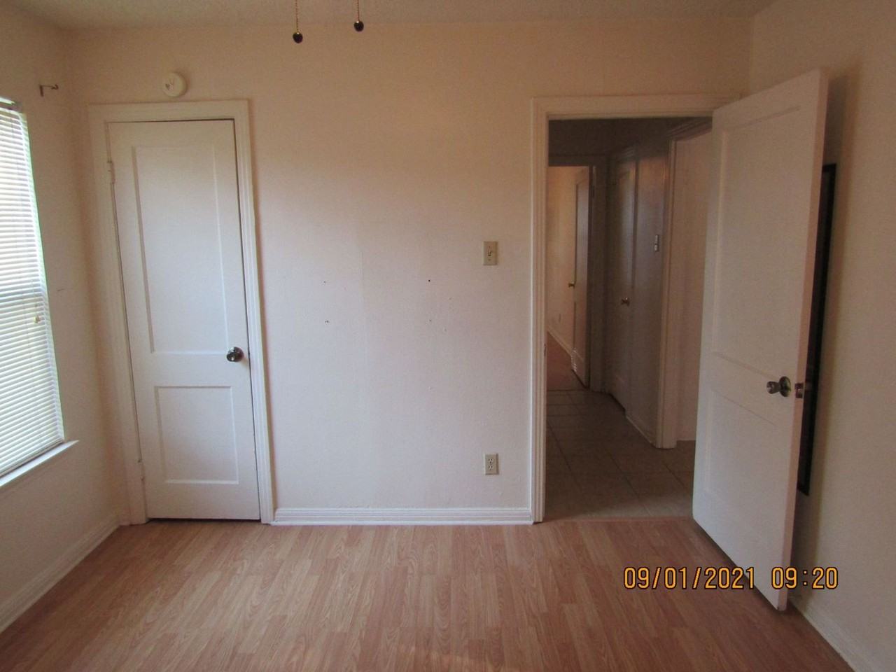916 Stetson Ave - Photo 6 of 9