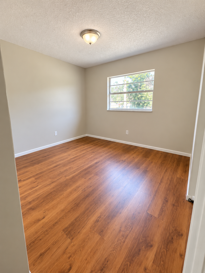 521 Park Dr - Photo 6 of 9