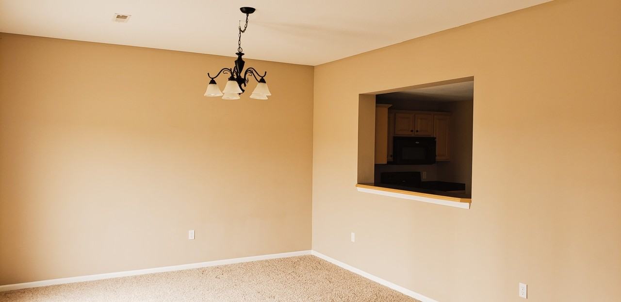 2815 Elm Creek Dr - Photo 6 of 23
