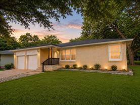 425 S Austin St - Photo 1 of 1