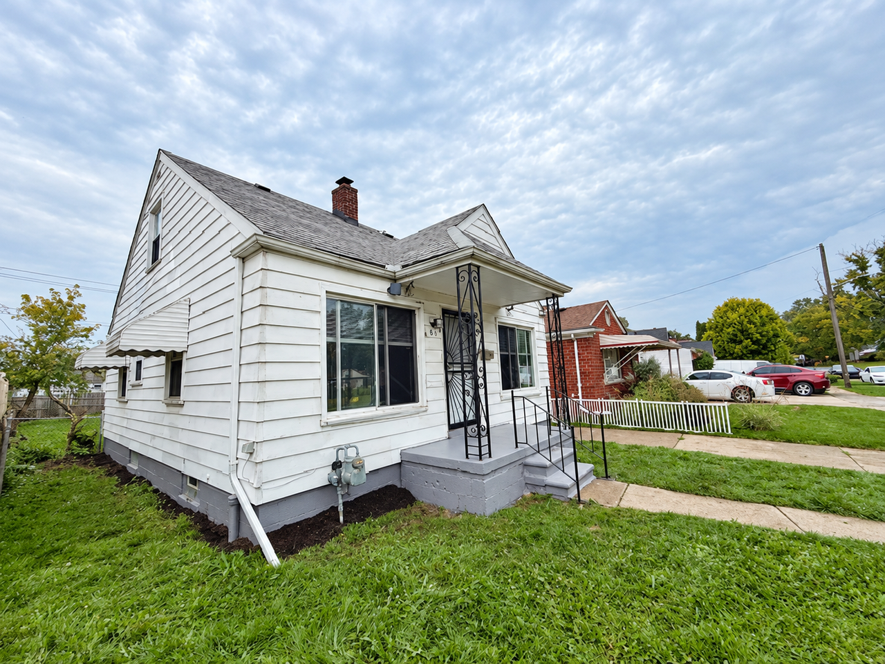 6419 Faust Ave - Photo 3 of 18