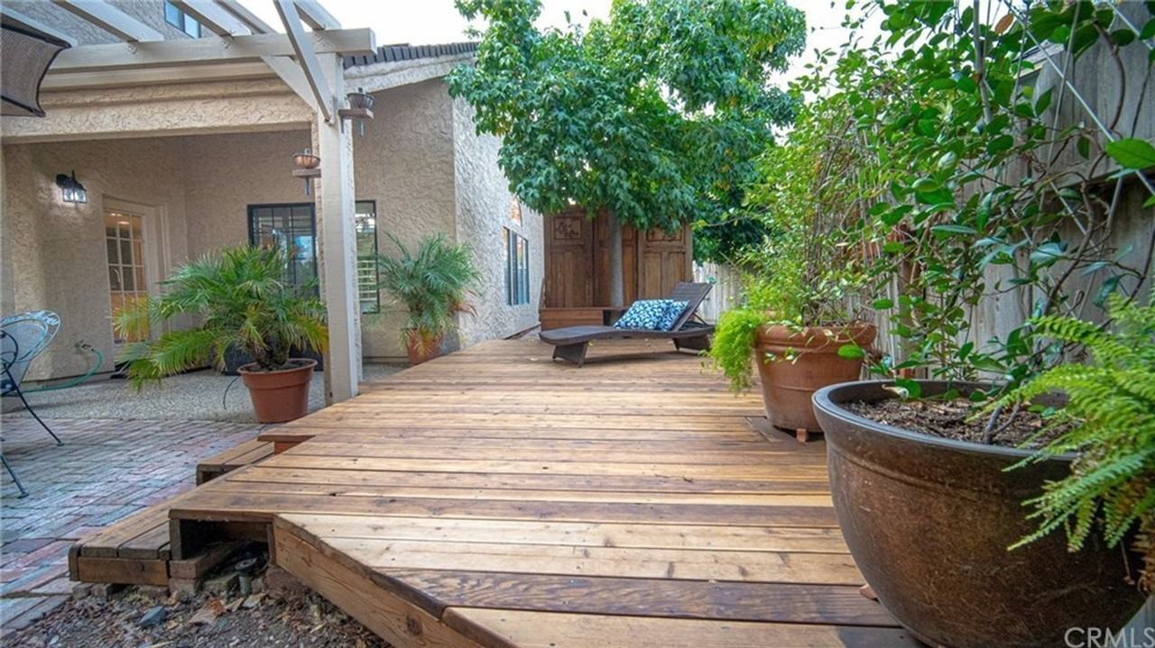1451 Manzanita Ave - Photo 7 of 28
