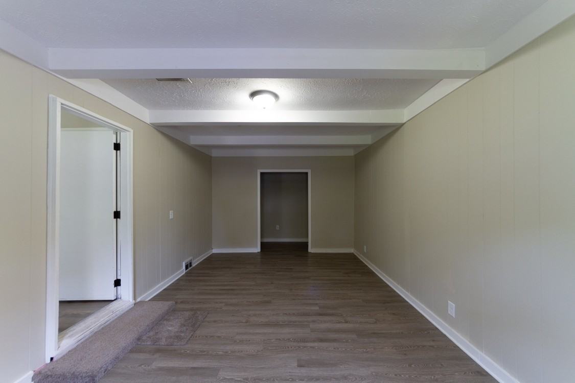 4016 Wallace Ave - Photo 3 of 42