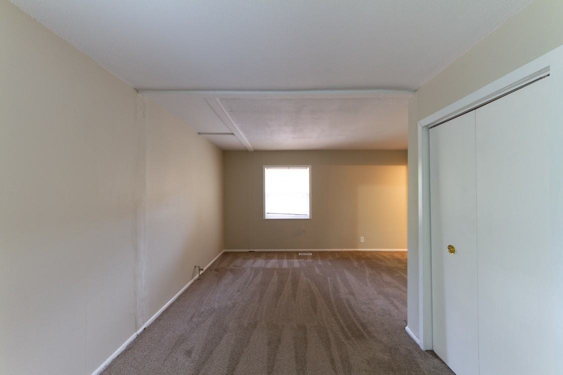 4016 Wallace Ave - Photo 4 of 42