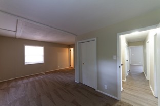 4016 Wallace Ave - Photo 1 of 1